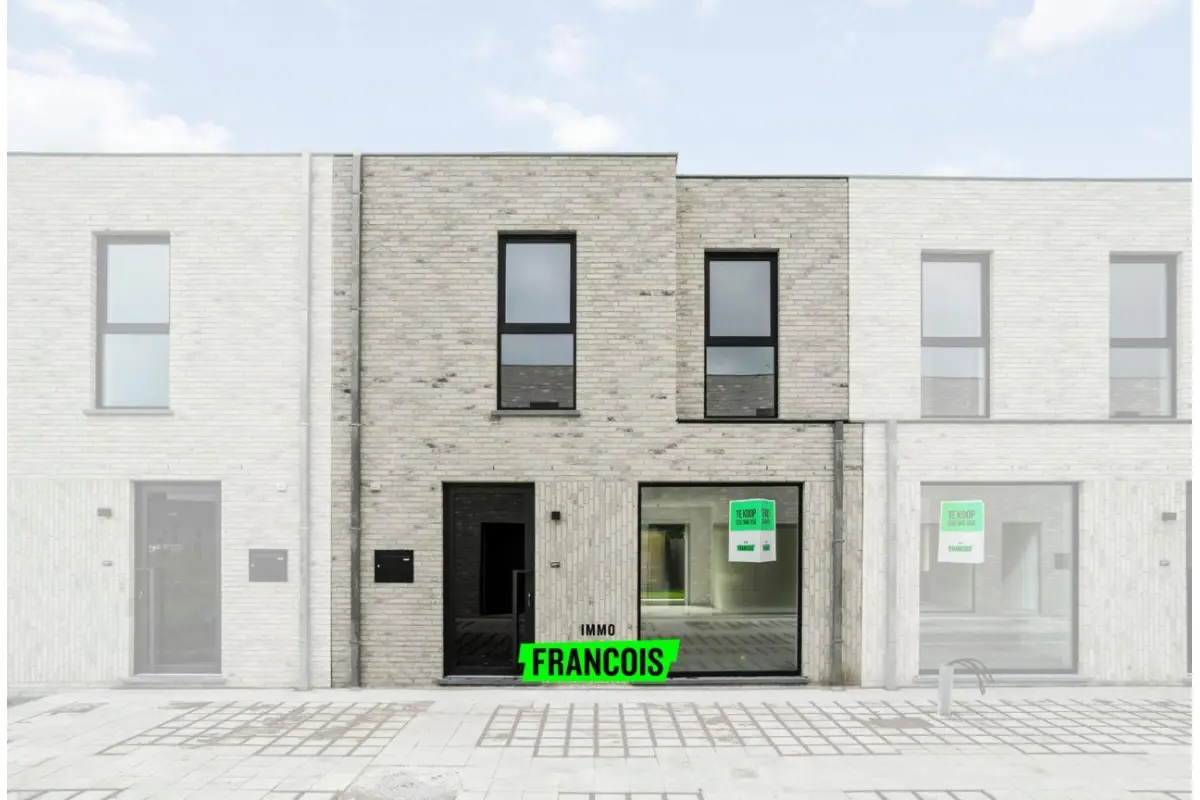 Huis te  koop in Beveren 8791 320000.00€ 3 slaapkamers 125.00m² - Zoekertje 247616