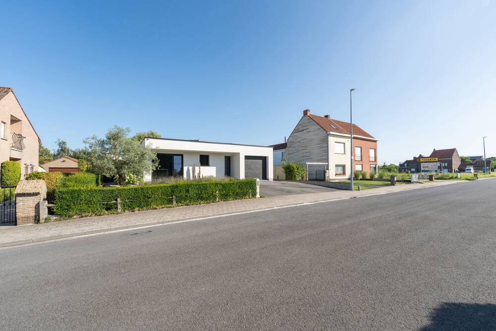 Huis te koop in Lauwe 8930 500000.00€ 3 slaapkamers 236.00m² - Zoekertje 479083