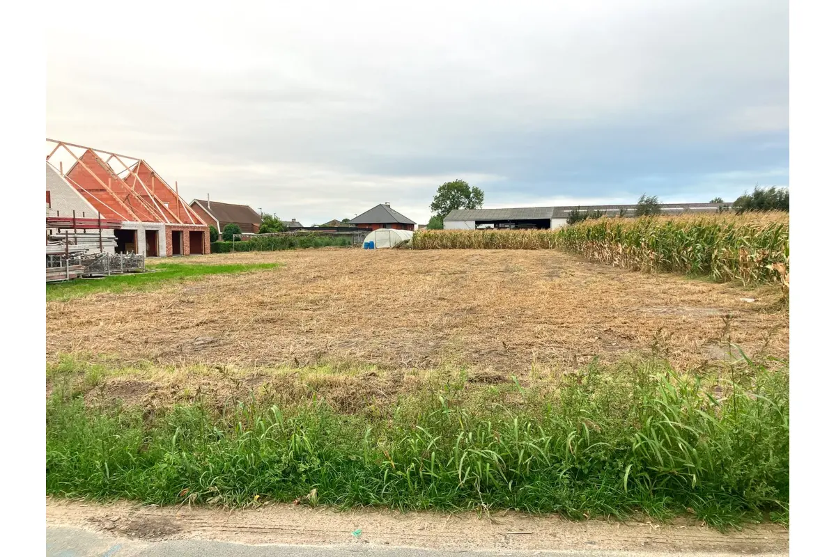 Grond te  koop in Wingene 8750 218000.00€  slaapkamers m² - Zoekertje 270728