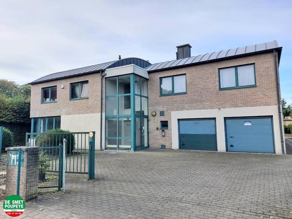 Handelszaak te huur in Sint-Andries 8200 1450.00€ slaapkamers m² - Zoekertje 272087