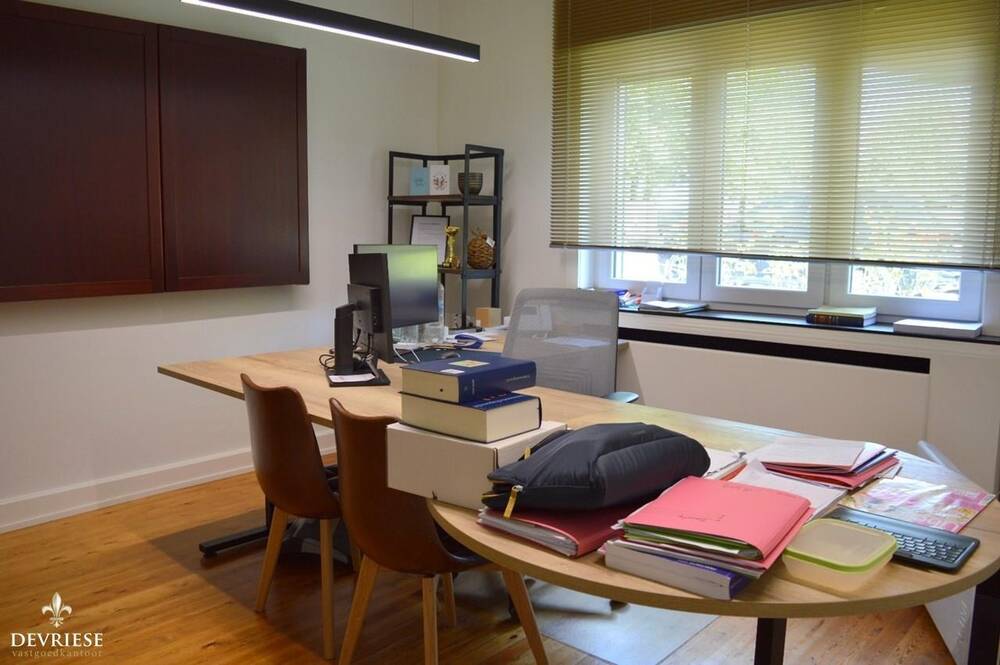 Handelszaak te huur in Kortrijk 8500 450.00€ slaapkamers m² - Zoekertje 274347