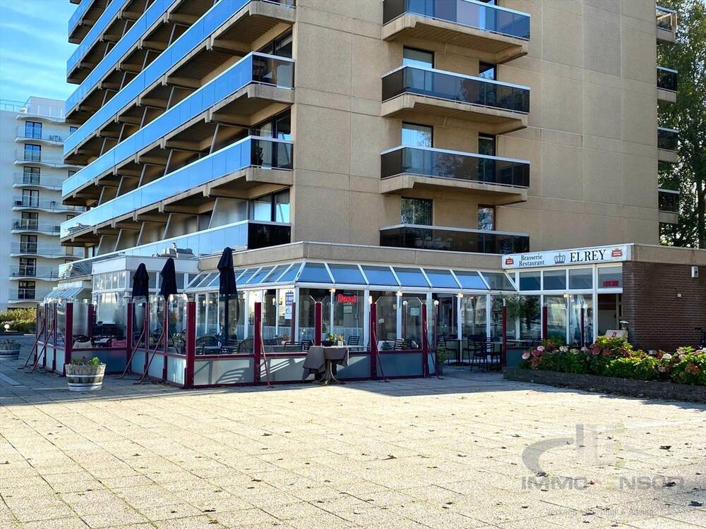 Handelszaak te koop in Oostende 8400 320000.00€ slaapkamers m² - Zoekertje 286107
