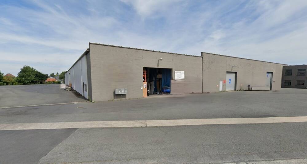 Handelszaak te  huur in Oostkamp 8020 7736.00€  slaapkamers 2615.00m² - Zoekertje 292072