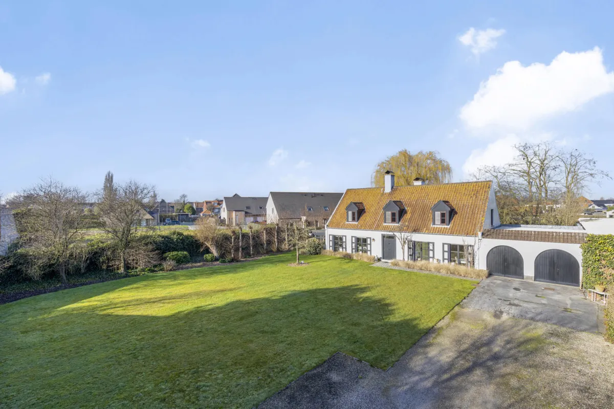 Handelszaak te  koop in Desselgem 8792 1495000.00€  slaapkamers 235.00m² - Zoekertje 303676