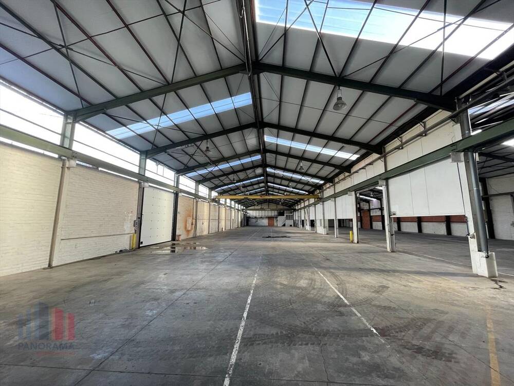 Handelszaak te huur in Ardooie 8850 6325.00€ slaapkamers 2750.00m² - Zoekertje 304873