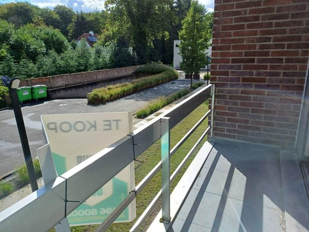 Appartementsgebouw te  koop in Assebroek 8310 109000.00€ 1 slaapkamers m² - Zoekertje 305957