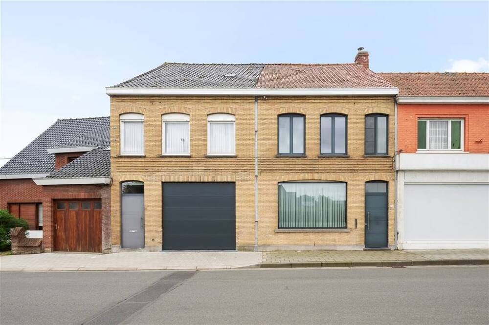 Huis te koop in Poperinge 8970 495000.00€ 4 slaapkamers 295.00m² - Zoekertje 305408