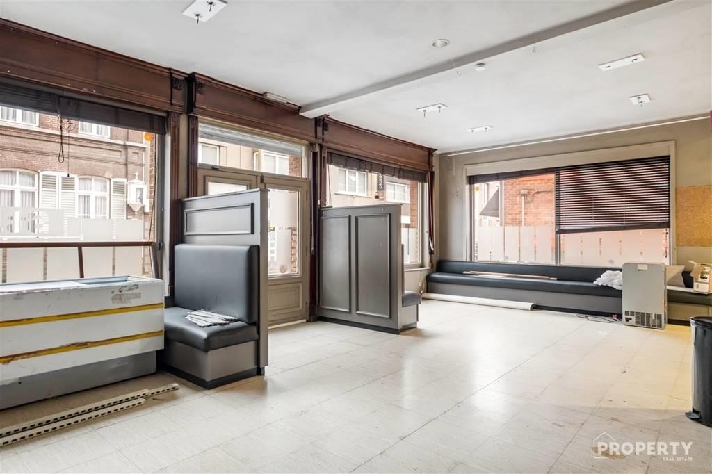 Huis te koop in Heule 8501 230000.00€ 4 slaapkamers 248.00m² - Zoekertje 306894