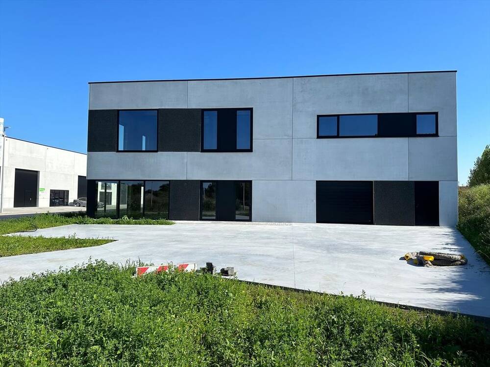 Handelszaak te koop in Wielsbeke 8710 697875.00€ slaapkamers 553.00m² - Zoekertje 309864