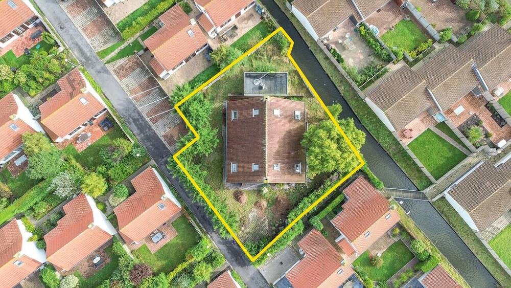 Handelszaak te koop in De Haan 8420 135000.00€ slaapkamers m² - Zoekertje 310543