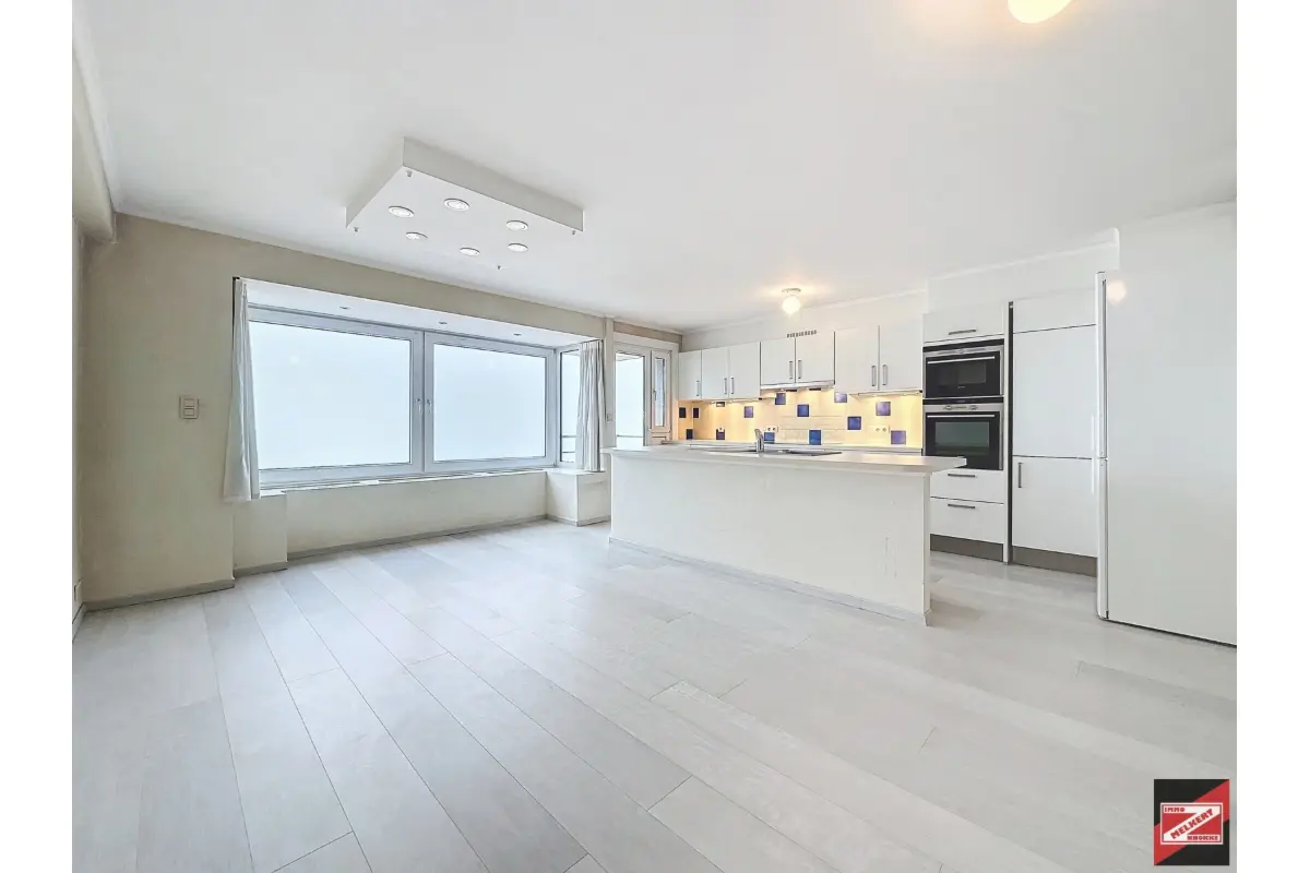Appartement te  huur in Knokke-Heist 8300 1750.00€ 3 slaapkamers 110.00m² - Zoekertje 311613