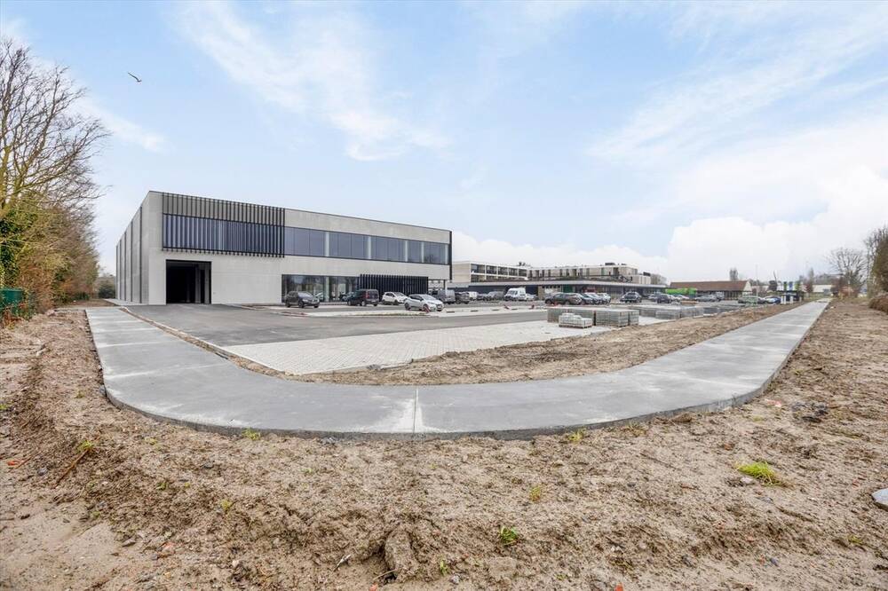 Handelszaak te huur in Veurne 8630 2170.00€ slaapkamers 217.00m² - Zoekertje 314295