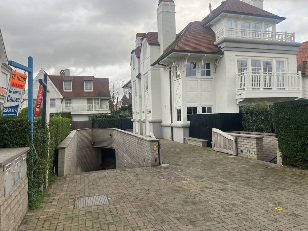 Parking & garage te huur in Knokke 8300 275.00€ slaapkamers m² - Zoekertje 316226