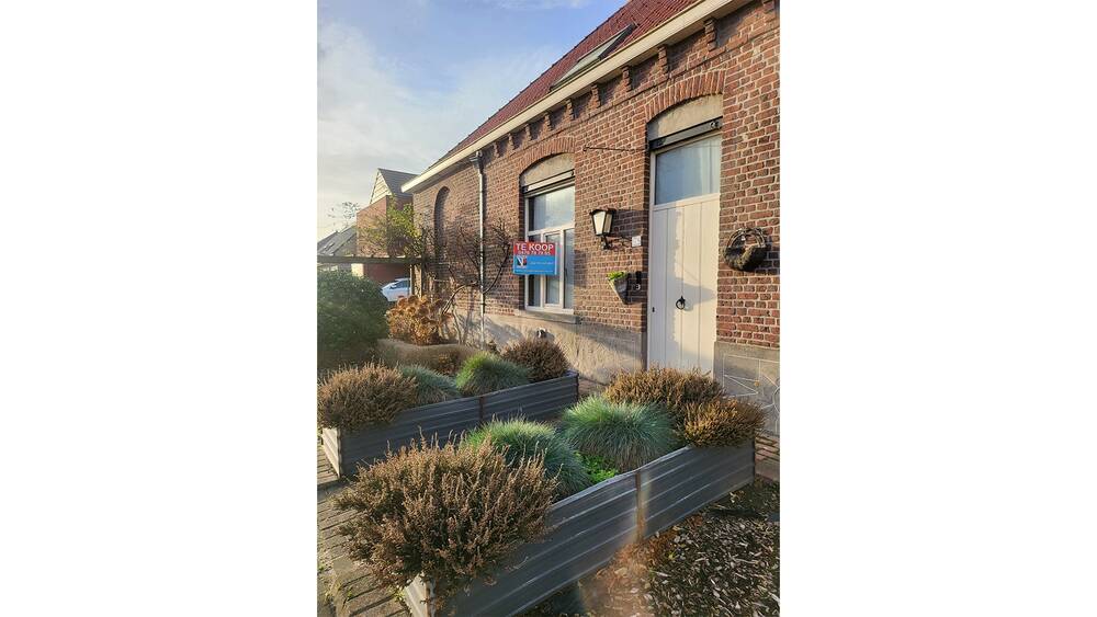 Huis te  koop in Schuiferskapelle 8700 439000.00€ 5 slaapkamers 242.00m² - Zoekertje 319304