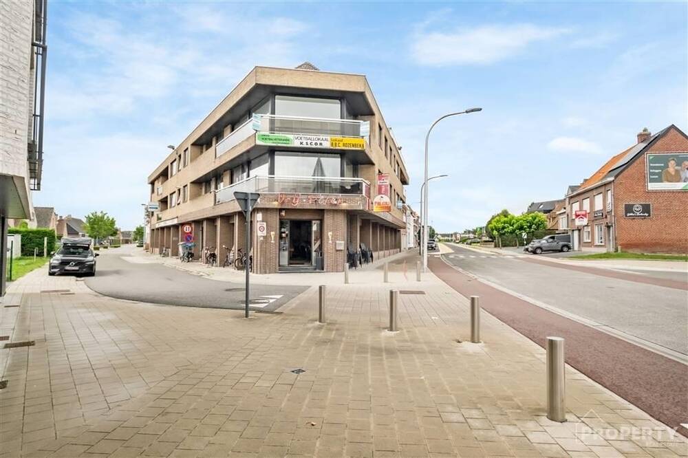 Handelszaak te koop in Oostrozebeke 8780 350000.00€ slaapkamers 592.00m² - Zoekertje 462766