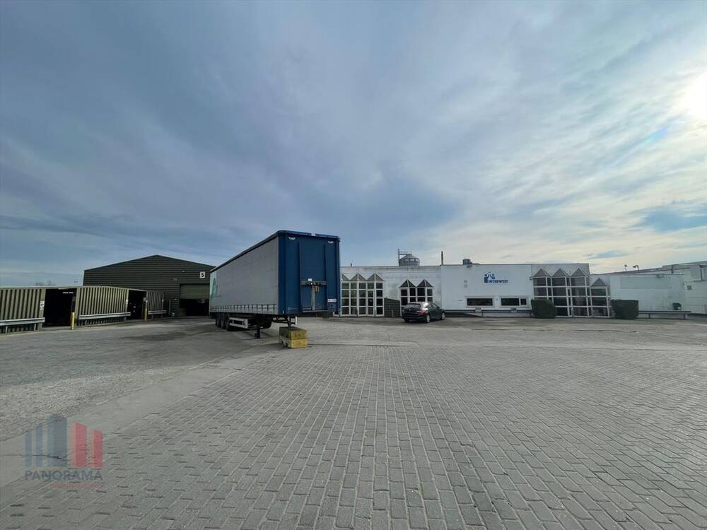 Handelszaak te koop in Veurne 8630 2060000.00€ slaapkamers 5490.00m² - Zoekertje 321684