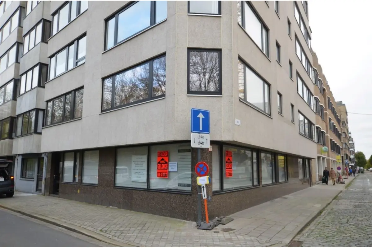 Handelszaak te  koop in Oostende 8400 237500.00€  slaapkamers m² - Zoekertje 323172