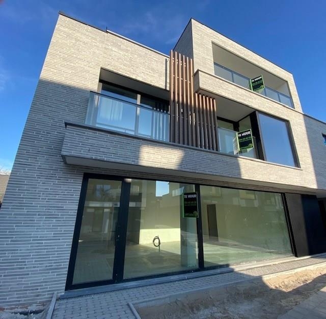 Handelszaak te huur in Waregem 8790 950.00€ slaapkamers 79.00m² - Zoekertje 324009