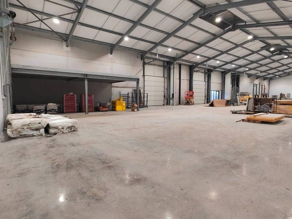 Handelszaak te huur in Zwevezele 8750 1550.00€ slaapkamers m² - Zoekertje 324906