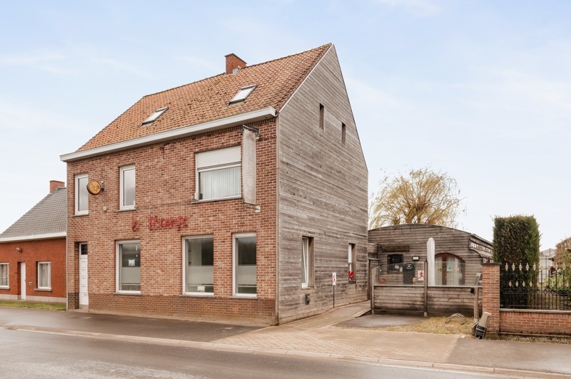 Huis te koop in Staden 8840 299000.00€ 6 slaapkamers 273.00m² - Zoekertje 330462