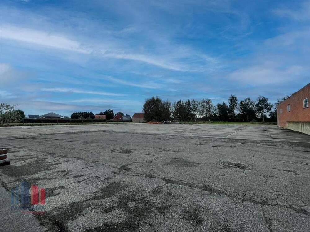 Handelszaak te  huur in Kortemark 8610 1800.00€  slaapkamers 4000.00m² - Zoekertje 333546