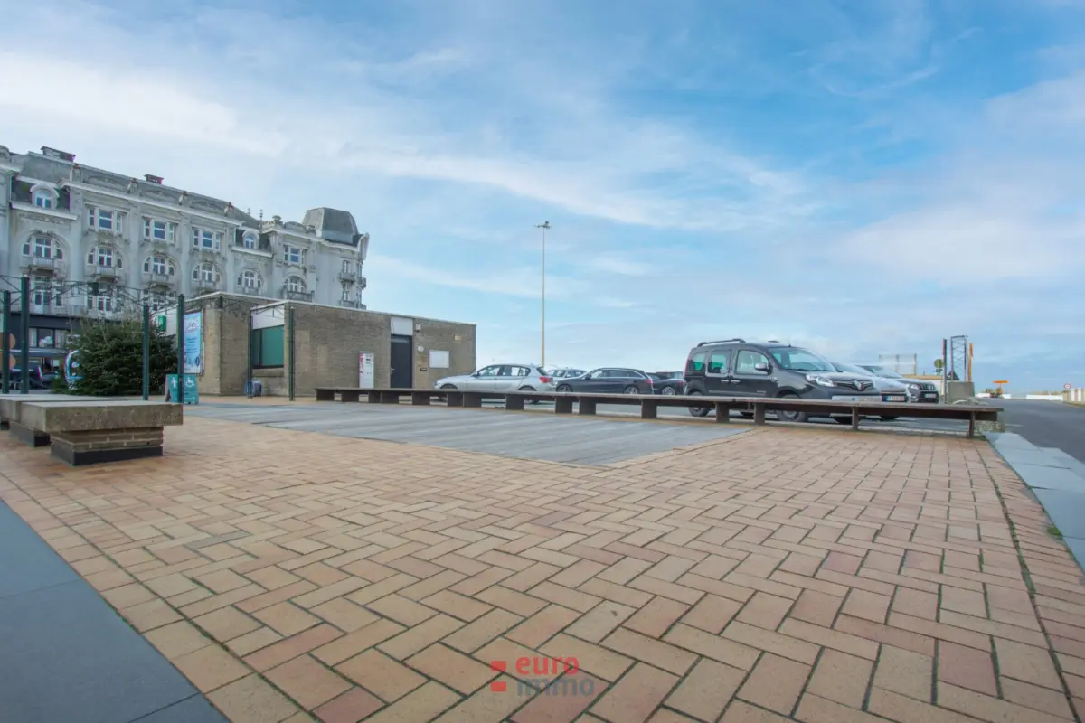 Box te  koop in Nieuwpoort 8620 50000.00€  slaapkamers m² - Zoekertje 334019