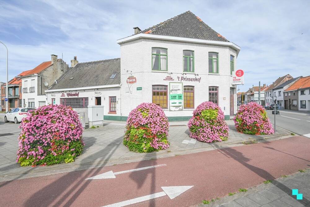 Huis te  koop in Lissewege 8380 249000.00€ 4 slaapkamers 308.00m² - Zoekertje 334669