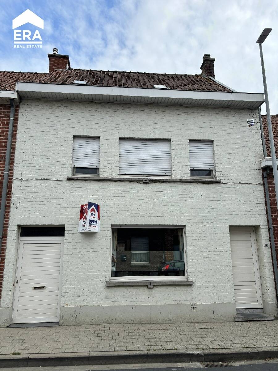 Huis te koop in Ledegem 8880 190000.00€ 2 slaapkamers 196.00m² - Zoekertje 334830