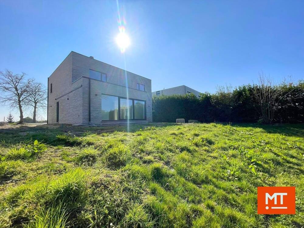 Huis te koop in Zonnebeke 8980 599500.00€ slaapkamers 213.00m² - Zoekertje 336996