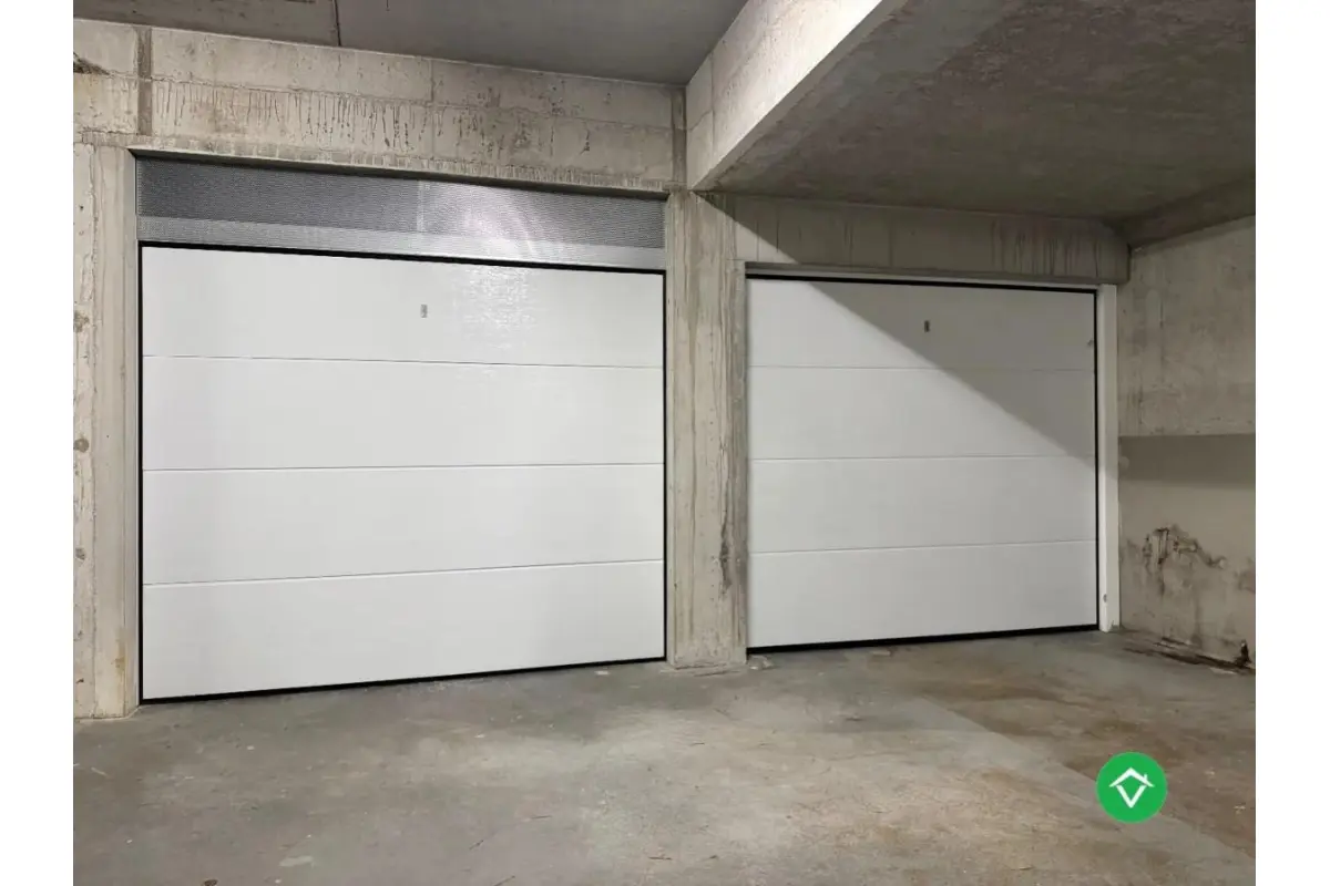 Parking & garage te  koop in Koekelare 8680 29500.00€  slaapkamers m² - Zoekertje 342494
