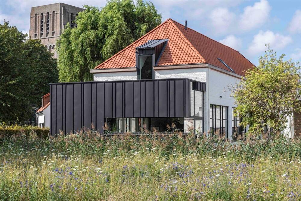 Huis te  koop in Oostkerke 8340 1695000.00€ 4 slaapkamers 443.00m² - Zoekertje 343567