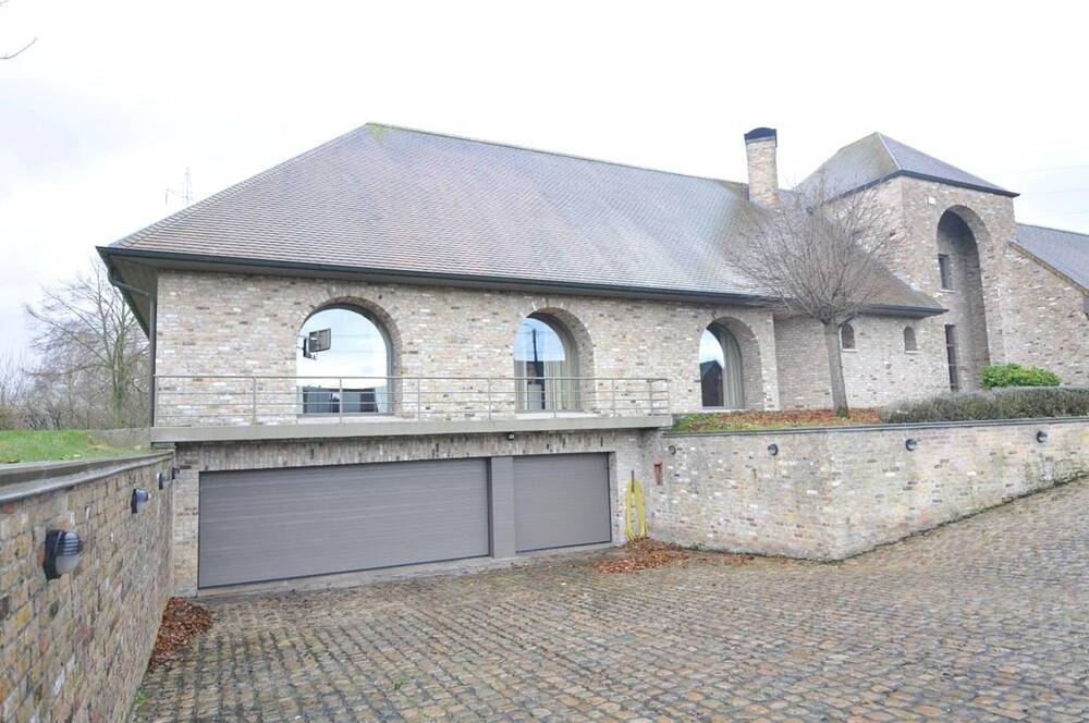Huis te  huur in Waarmaarde 8581 1500.00€ 3 slaapkamers 357.00m² - Zoekertje 343282