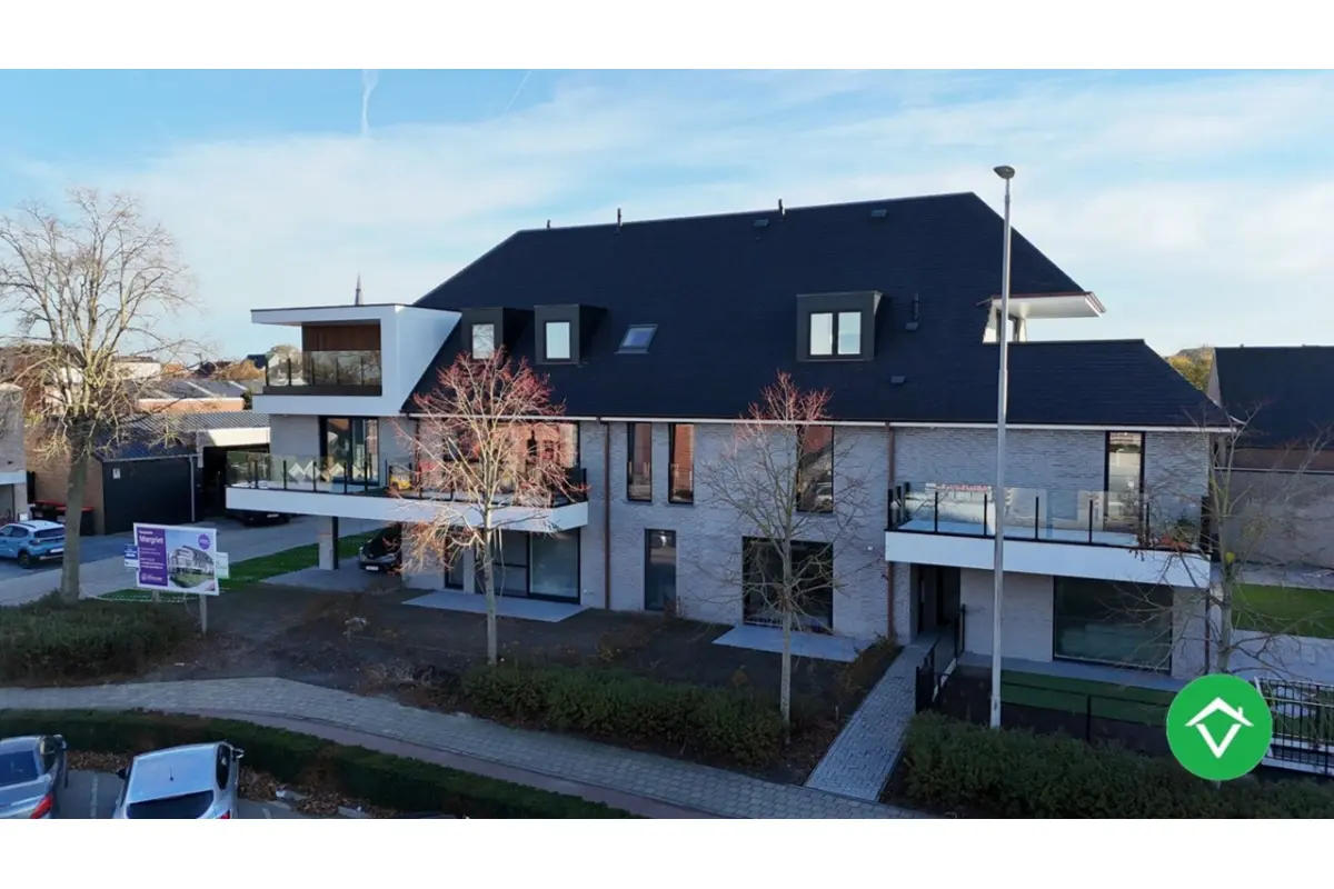 Appartement te  koop in Koekelare 8680 424000.00€ 2 slaapkamers 195.00m² - Zoekertje 344782