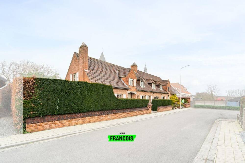 Huis te  koop in Anzegem 8570 499000.00€ 5 slaapkamers 536.00m² - Zoekertje 345824