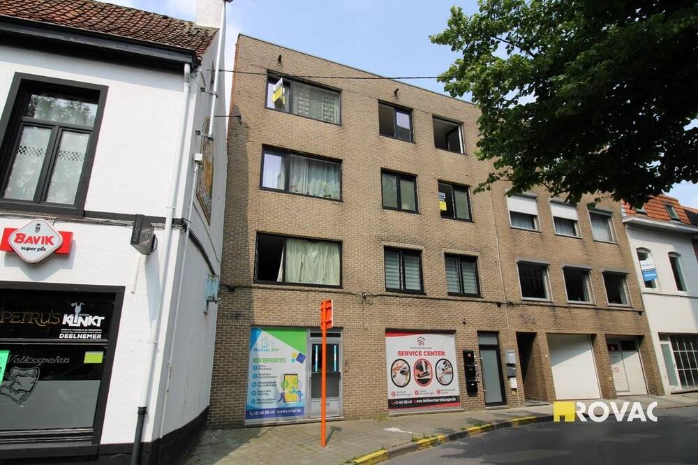 Handelszaak te  huur in Izegem 8870 595.00€  slaapkamers m² - Zoekertje 347429