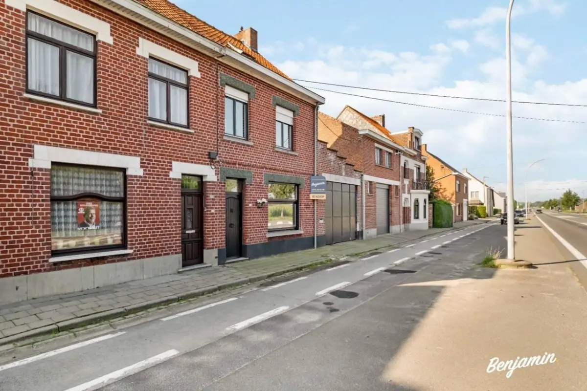 Huis te  koop in Hollebeke 8902 279000.00€ 4 slaapkamers 284.00m² - Zoekertje 350053