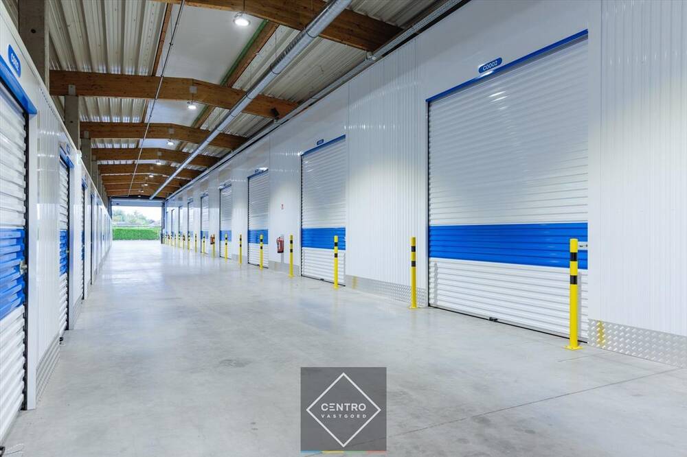 Handelszaak te huur in Roeselare 8800 449.00€ slaapkamers 67.00m² - Zoekertje 350825