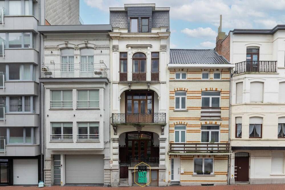 Huis te koop in Blankenberge 8370 649900.00€ 4 slaapkamers 447.00m² - Zoekertje 350322