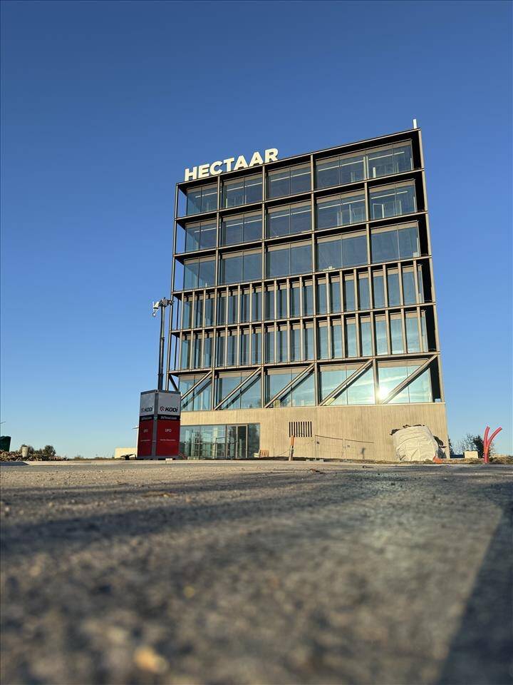 Handelszaak te huur in Roeselare 8800 0.00€ slaapkamers 443.00m² - Zoekertje 353894