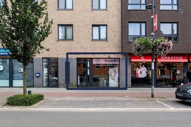Handelszaak te koop in Harelbeke 8530 179000.00€ slaapkamers 77.00m² - Zoekertje 353642