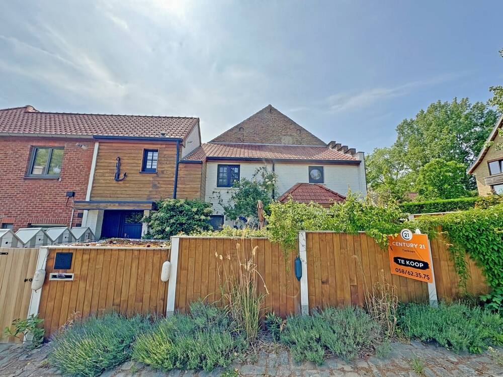 Villa te  koop in Koksijde 8670 395000.00€ 2 slaapkamers m² - Zoekertje 354854
