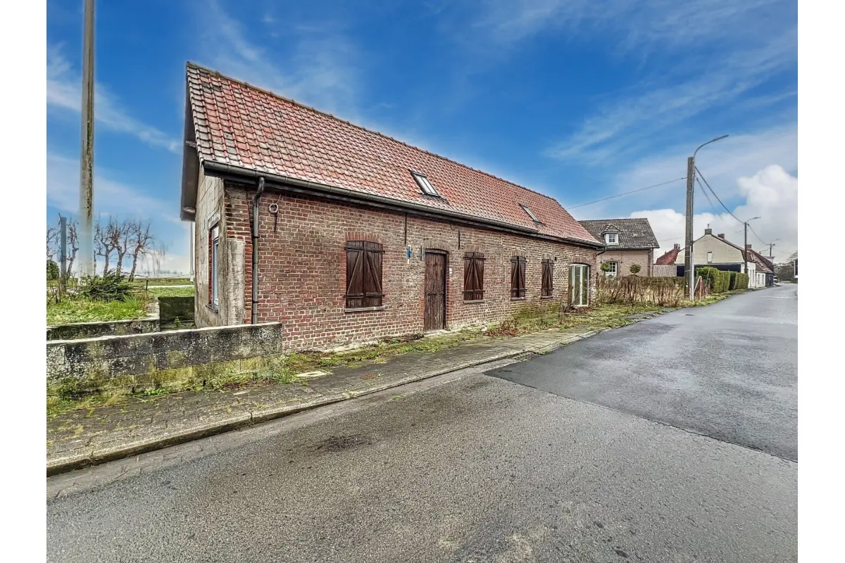 Huis te  koop in Kooigem 8510 120000.00€  slaapkamers 122.00m² - Zoekertje 679491