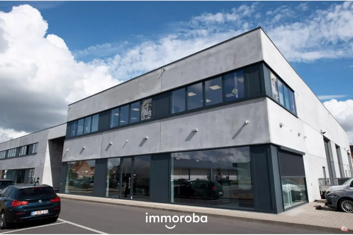 Handelszaak te  huur in Waregem 8790 1400.00€  slaapkamers m² - Zoekertje 356225