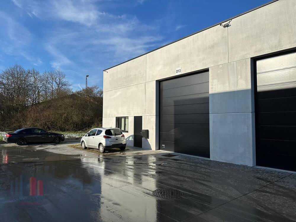 Handelszaak te  koop in Waregem 8790 310000.00€  slaapkamers 195.00m² - Zoekertje 358446