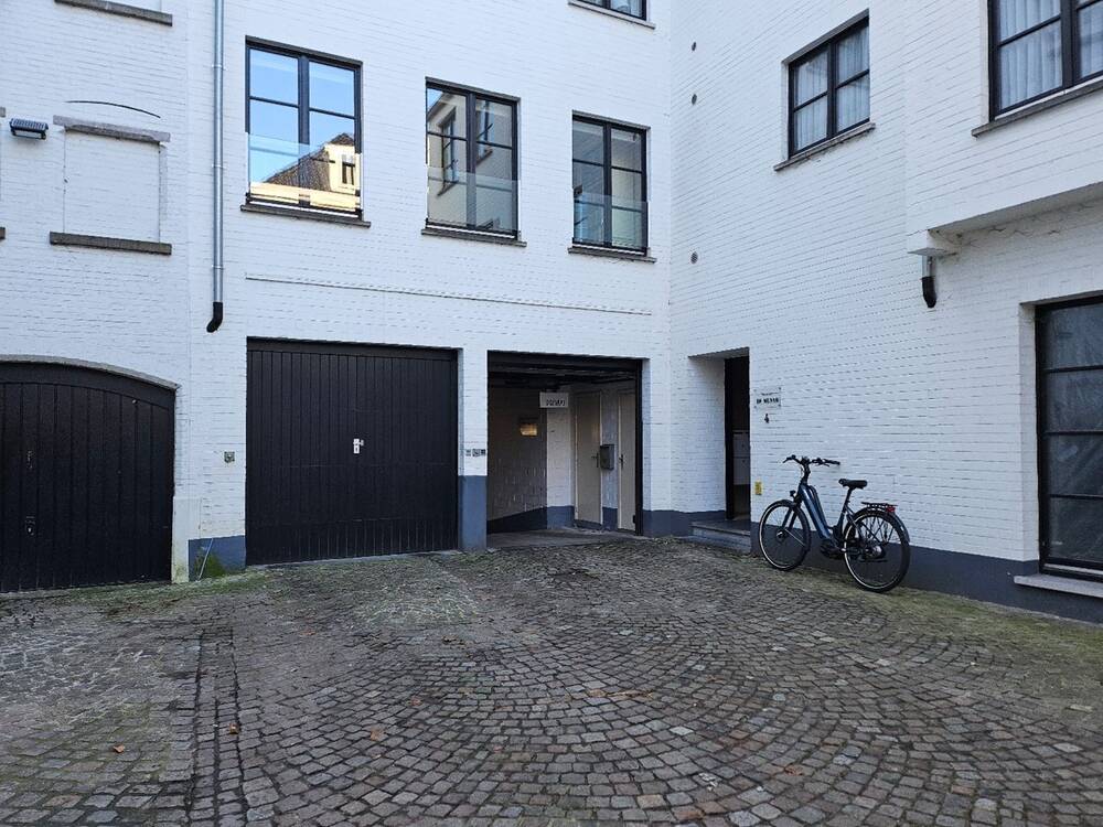 Appartementsgebouw te koop in Brugge 8000 85000.00€ slaapkamers m² - Zoekertje 360609