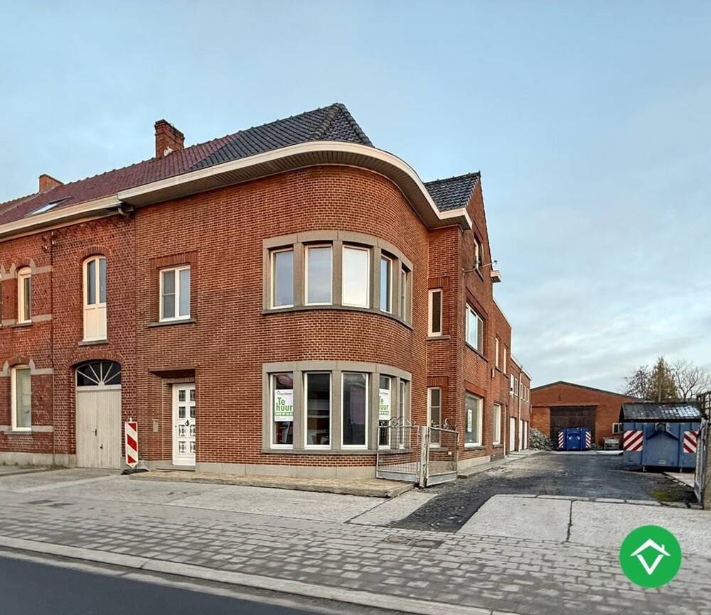 Huis te  huur in Sint-Eloois-Winkel 8880 850.00€ 3 slaapkamers 254.00m² - Zoekertje 361406