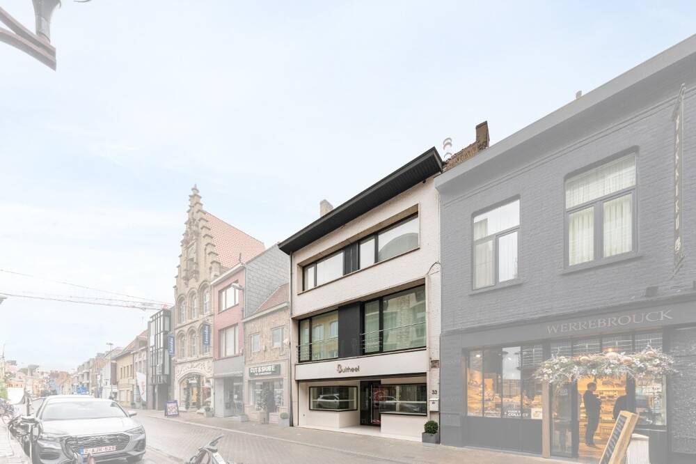 Handelszaak te koop in Veurne 8630 650000.00€ 6 slaapkamers 374.00m² - Zoekertje 361930
