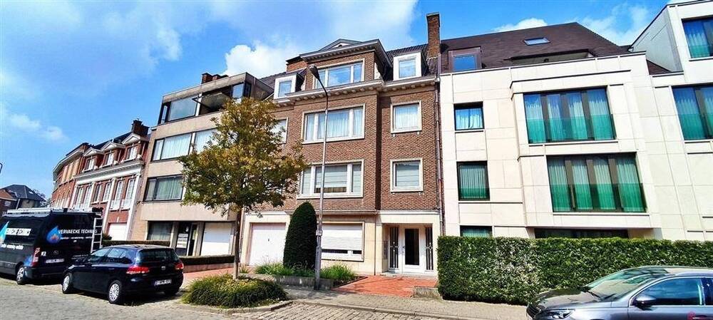 Appartement te huur in Kortrijk 8500 875.00€ 2 slaapkamers 126.00m² - Zoekertje 372980