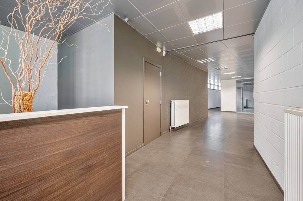 Handelszaak te  koop in Harelbeke 8530 199000.00€  slaapkamers 122.00m² - Zoekertje 364461