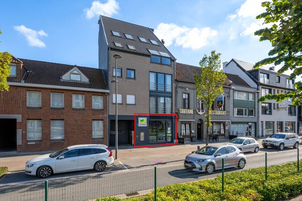 Handelszaak te koop in Harelbeke 8530 199000.00€ slaapkamers 122.00m² - Zoekertje 364461